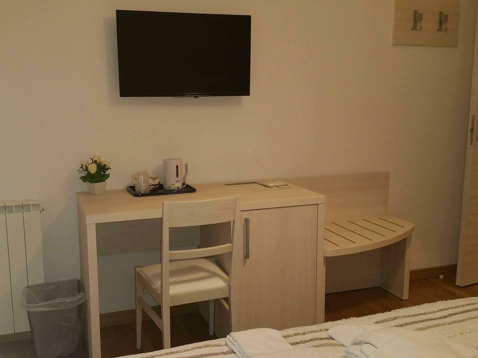 B&B Momenti Romani Eksteriør bilde